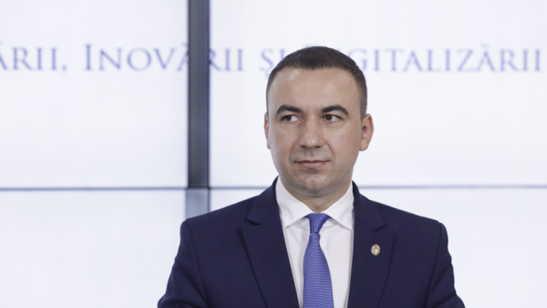 Ministrul Bogdan Ivan anunță o aplicație unică pentru documentele de identitate și plăți cu statul