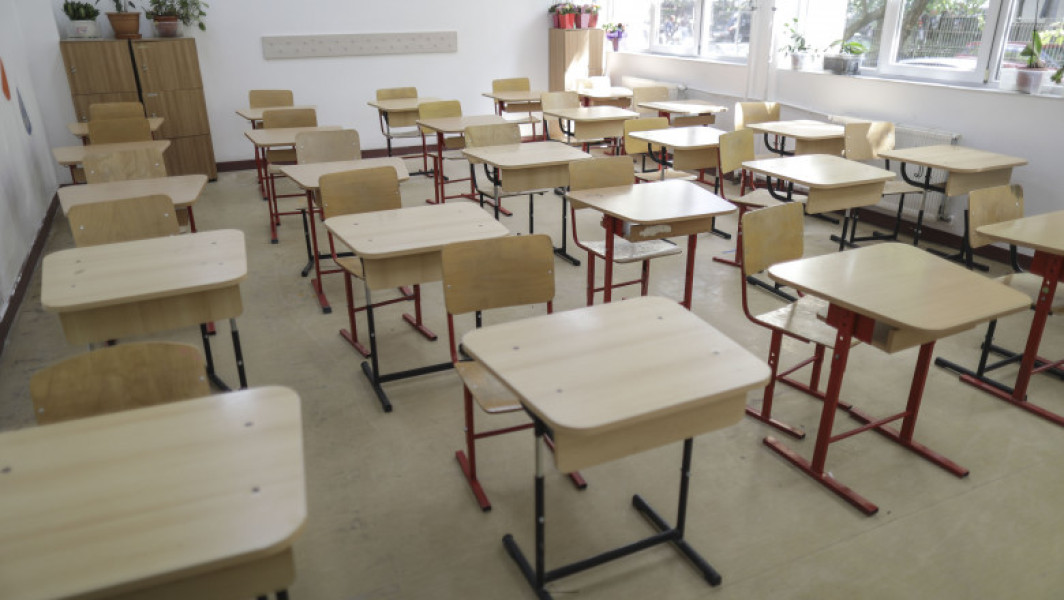 Școli din Sectorul 5 închise pentru dezinsecție din cauza ploșnițelor