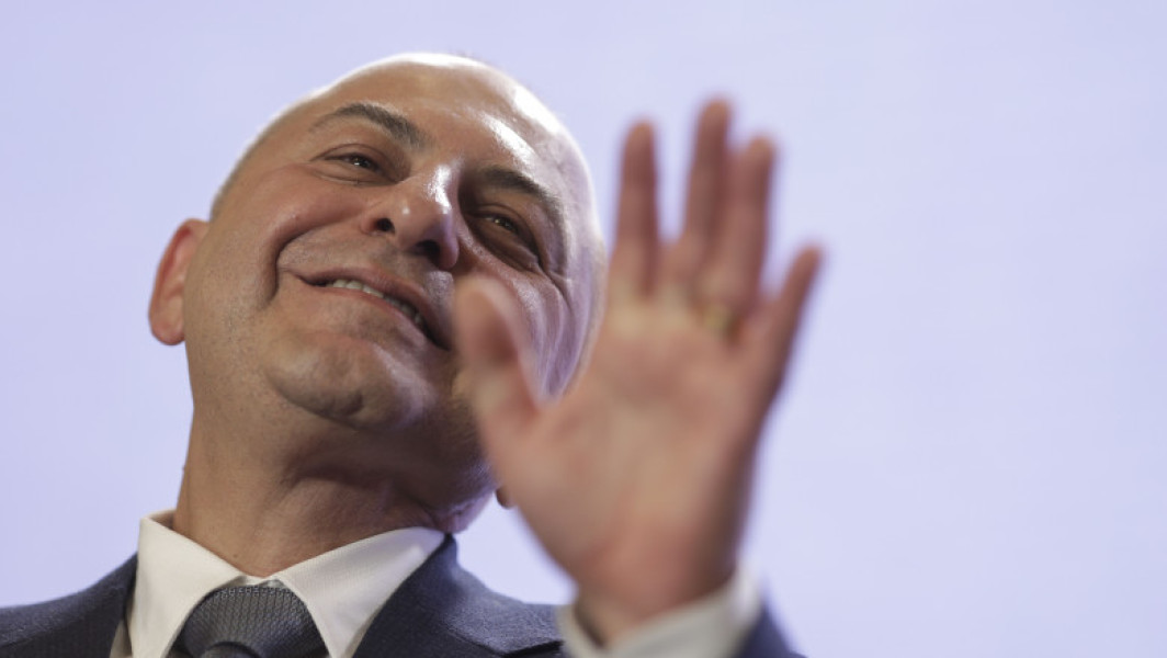 Posibilitatea retragerii din cursa pentru Primăria Capitalei infirmată de Candidatul Cătălin Cîrstoiu ca parte a coaliţiei PSD-PNL