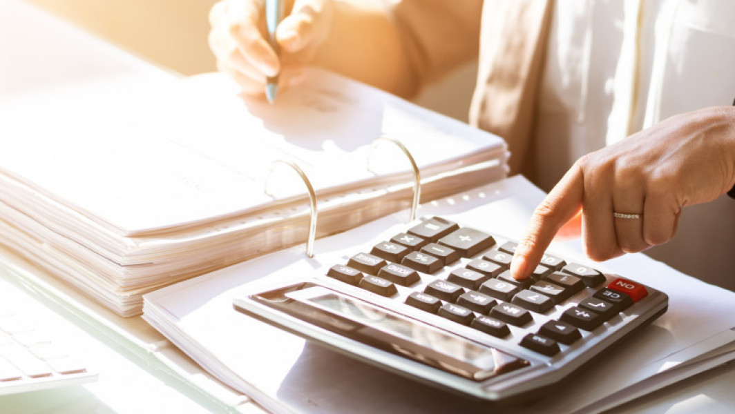Taxele locale cresc semnificativ din 2025 în România, potrivit Digi Economic. Amânarea majorărilor a fost decisă de autorități.