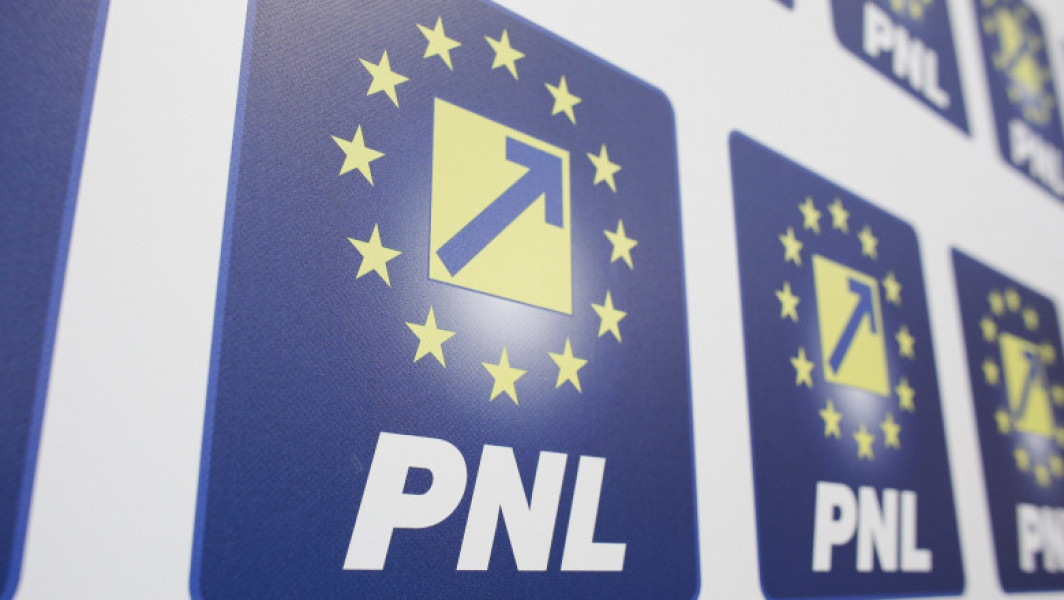 A început „revoluția” în PNL. Secretarul general al filialei Timiș și-a dat demisia, din cauza alianței cu PSD