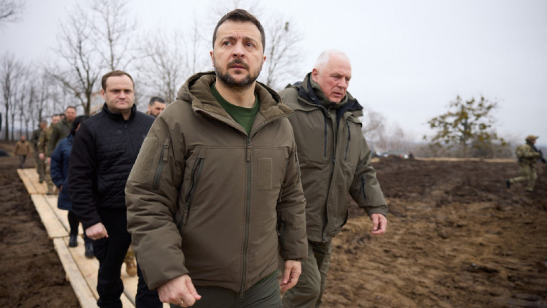 Zelenski: Fără ajutor, Ucraina se retrage - Preşedintele avertizează SUA şi face apel la sprijin
