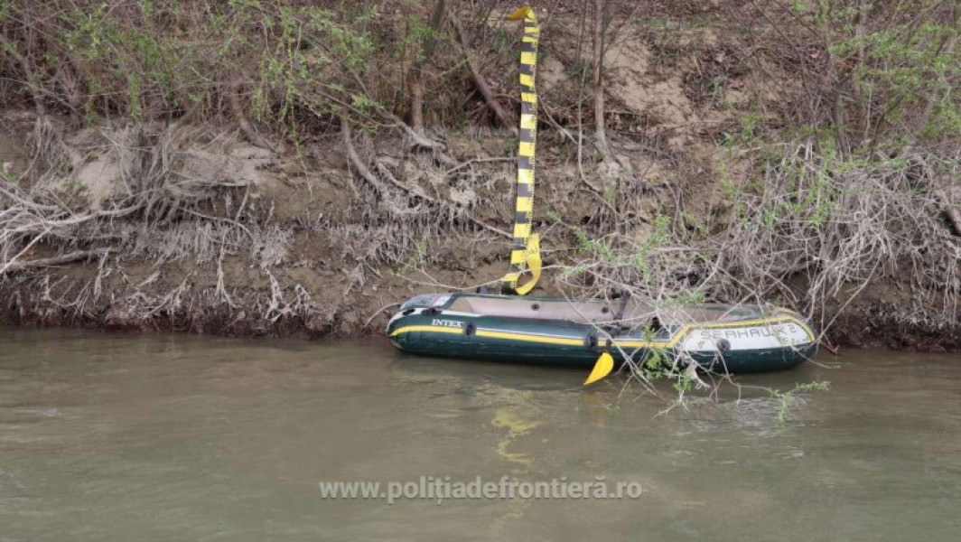 Doi cetățeni cubanezi prinși de poliția de frontieră când încercau să traverseze în Spania cu o barcă pe Prut.