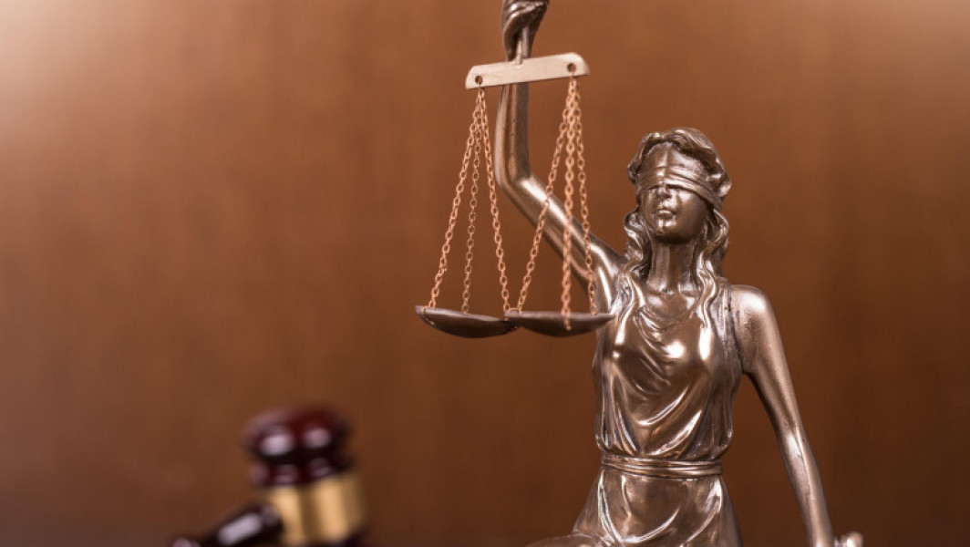Raport GI-TOC: România a făcut progrese semnificative în combaterea corupției