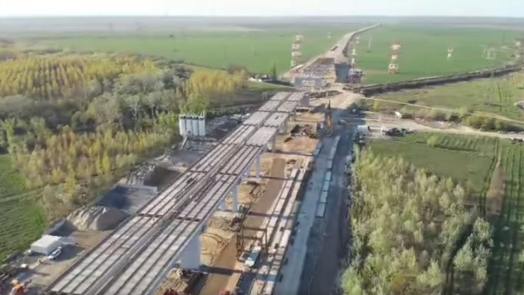 Lucrările la Drumul Expres Brăila-Galaţi sunt în proporţie de 80%, estimează CNAIR. Finalizarea este prevăzută pentru sfârşitul anului.