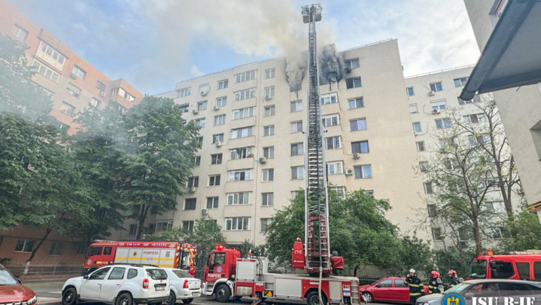 Foto În cât timp au ajuns pompierii la incendiul din Sectorul 3, în care au murit doi oameni. Filmul evenimentelor