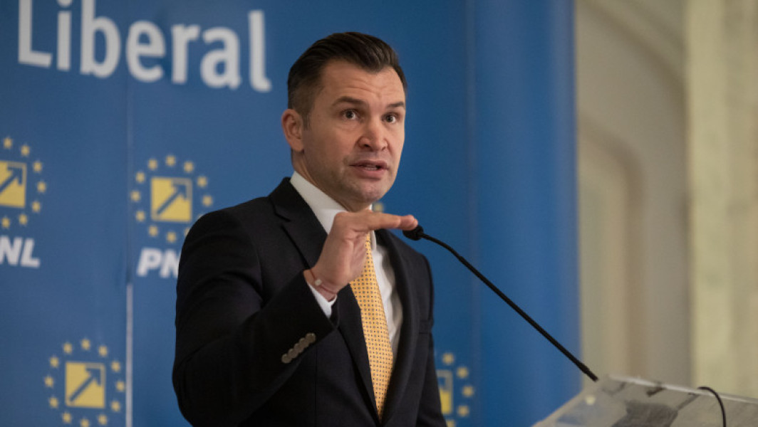 Atacul lui Stroe asupra lui Geoană: Toți oamenii au contribuit la cariera sa