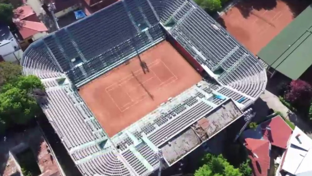 Arenele BNR, folosite exclusiv de angajații instituției: „Pentru noi nu e o bază de tenis, ci sediul secundar de maximă securitate”