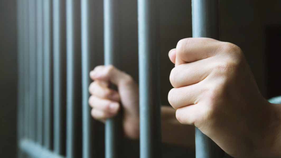 Bărbat recent eliberat din penitenciar s-a întors după gratii pentru trafic de droguri în Iași