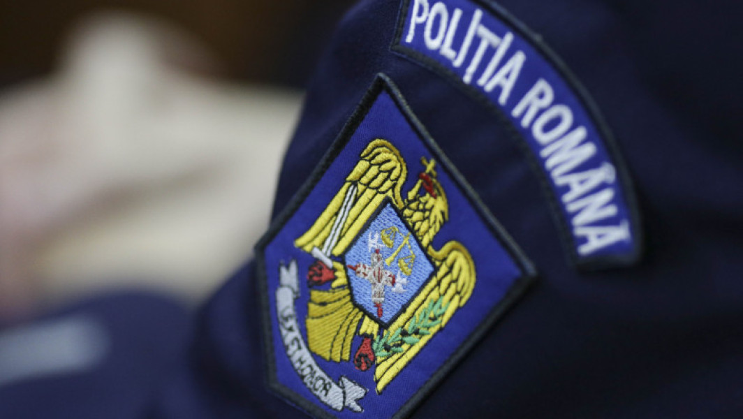 Cinci polițiști din Alba sancționați cu muncă în folosul comunității pentru fraudarea voucherele de vacanță în valoare de 1.450 de lei