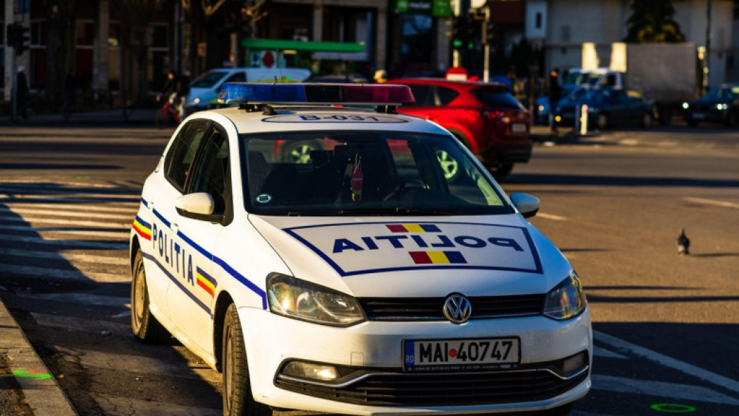 Suspendat si amendat: Soferul care a fugit de politie a primit o amenda record si si-a pierdut permisul pe 300 de zile pentru abaterile din trafic