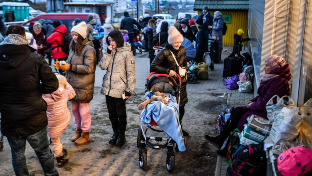 Ciolacu: Ajutor pentru refugiații ucraineni și celor afectați de război. Guvernul României își asumă responsabilitatea și va continua să ofere sprijin și în viitor.