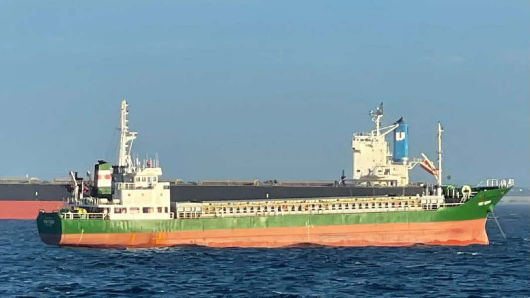 Coliziune între două nave în Marea Neagră: 8 marinari salvați de echipaj și transportați în Bulgaria