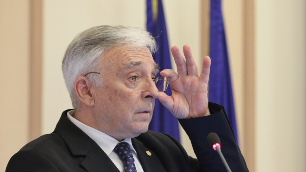 Isărescu va avea un nou mandat la BNR: Este cel mai longeviv guvernator din lume