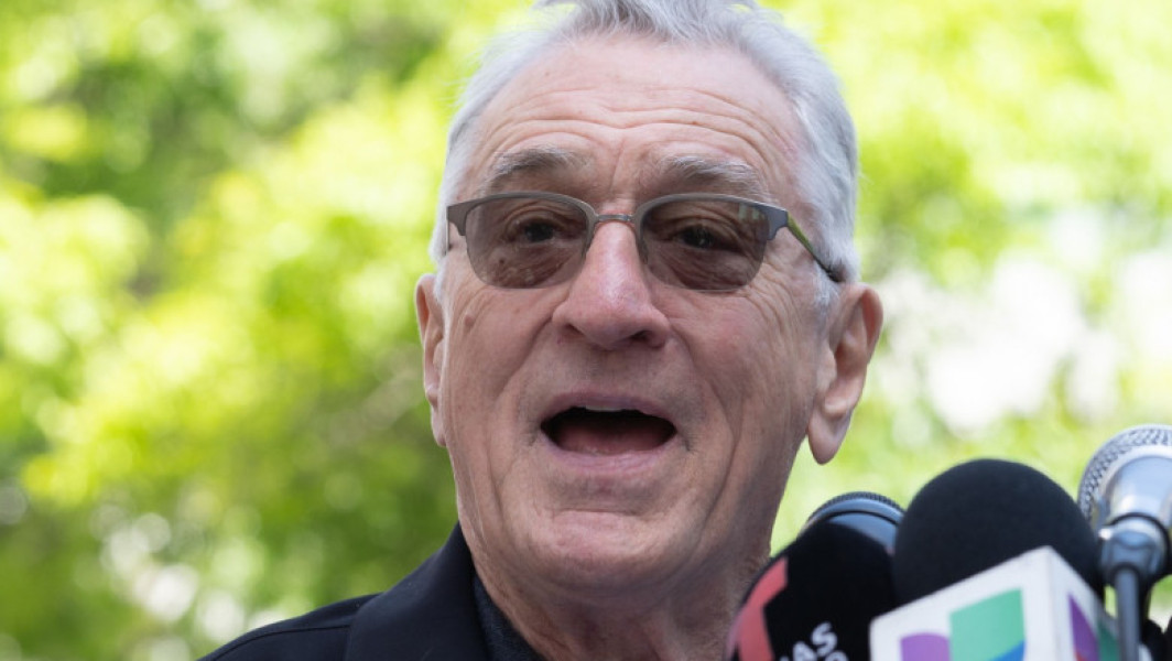 Robert De Niro, scos de pe lista de premii a unei fundații după ce l-a atacat pe Trump