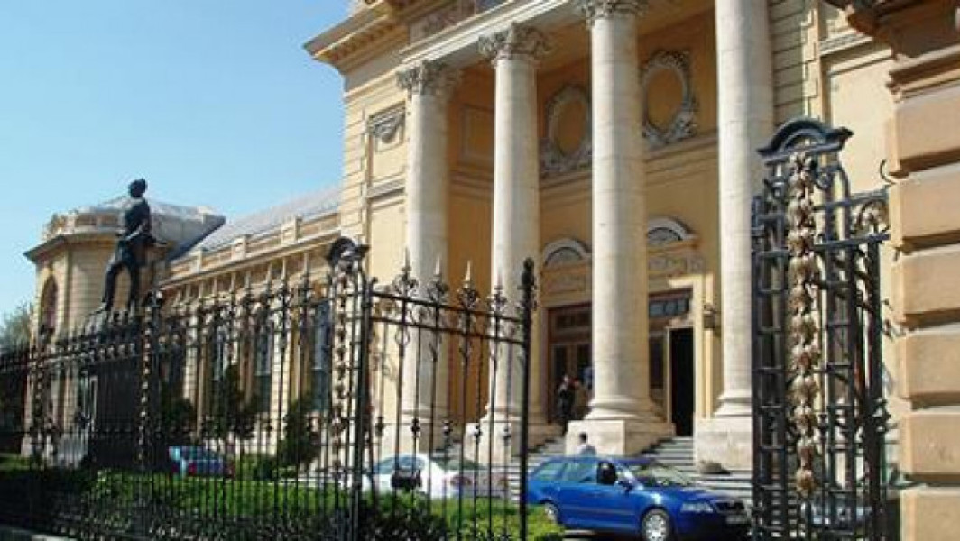 Studenții admiși la UMF „Carol Davila” care intră la buget pot rămâne pe locurile fără taxă până termină studiile, dar cu o condiție