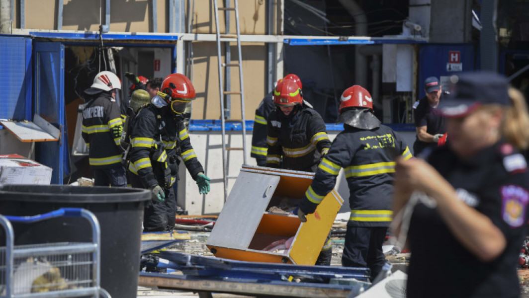 Explozie la magazinul Dedeman din Botoșani: 13 răniți, patru în stare gravă