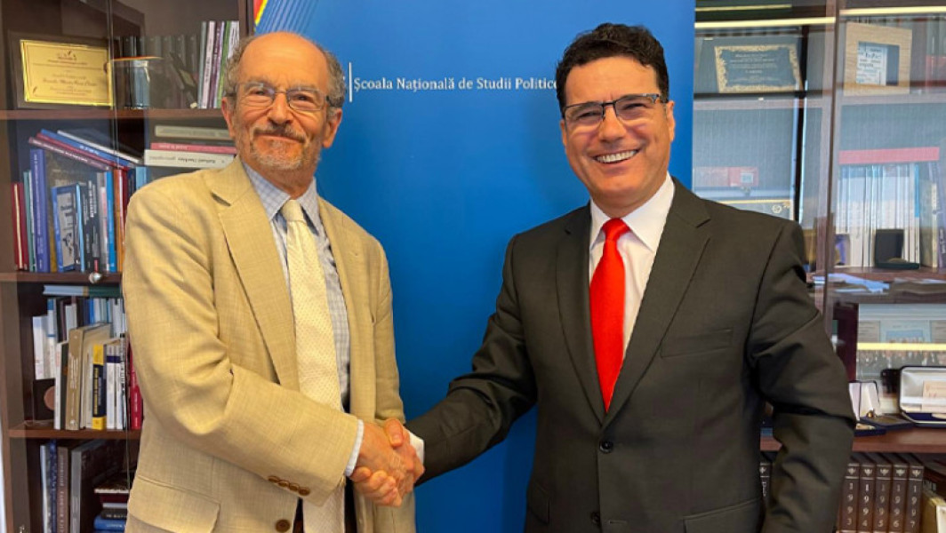 Rectorul SNSPA s-a întâlnit cu Daniel Fried pentru discuții asupra geopoliticii zonei Marii Negre