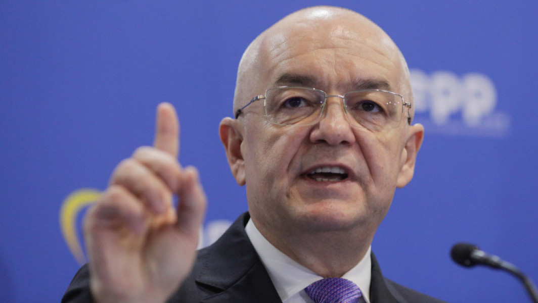 Emil Boc, primarul Clujului, neagă zvonurile despre plecarea sa la Bruxelles