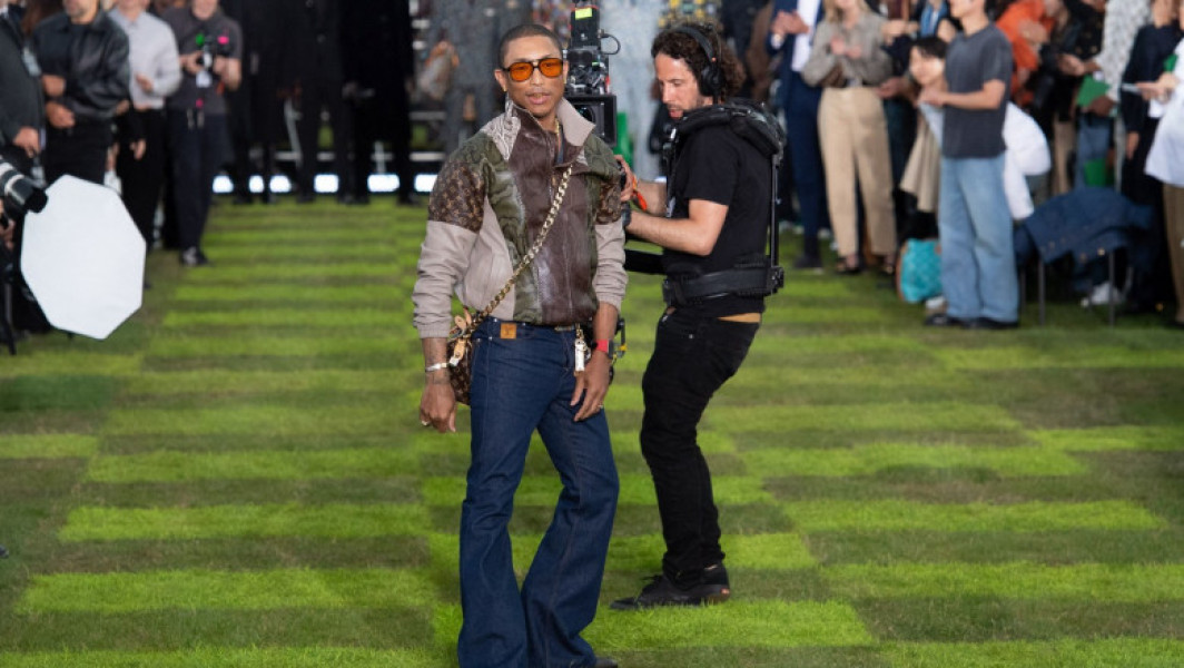 Pharrell Williams deschide Săptămâna Modei de la Paris pentru Louis Vuitton