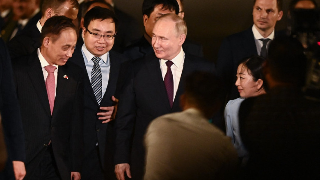 Vizita lui Vladimir Putin în Vietnam declanșează discuții despre armament și relații internaționale