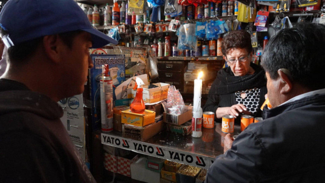 Pana de curent la nivel național în Ecuador: Aproape 18 milioane de oameni afectați