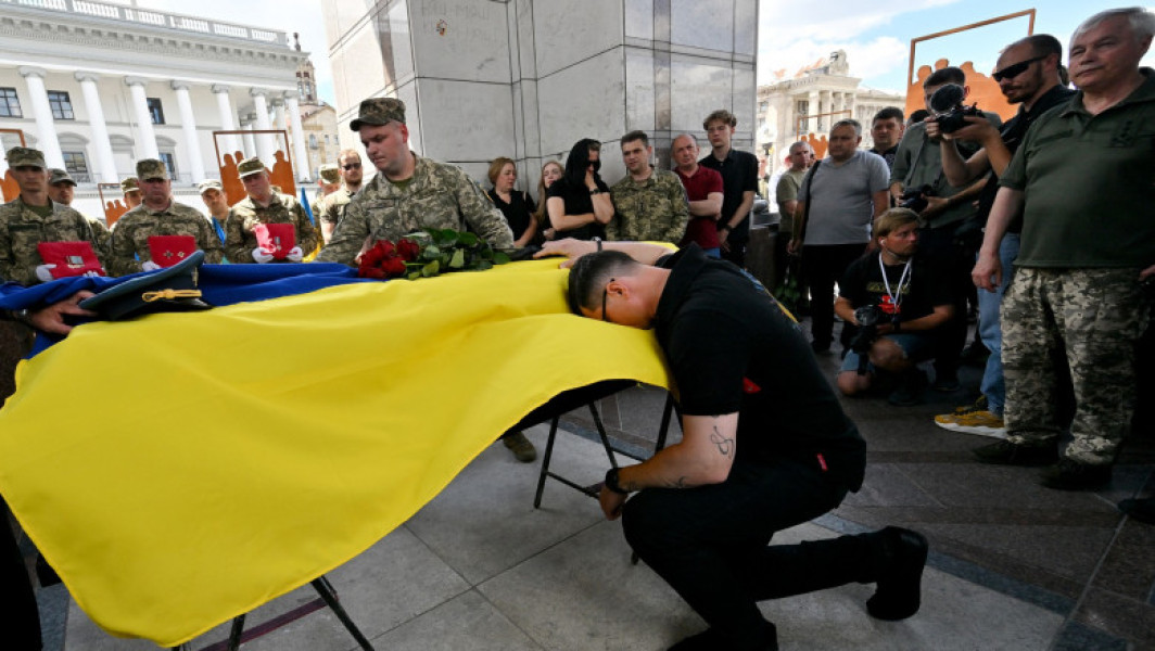 Funeraliile Pilotului Ucrainean Valentin Korenchuk, Supranumit "Fantoma Kievului"