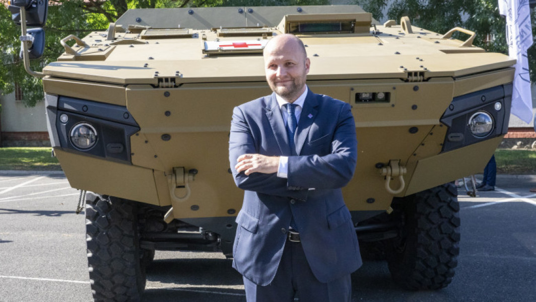 Guvernul slovac a depus o plângere penală împotriva fostului ministru al Apărării pentru donații militare către Ucraina