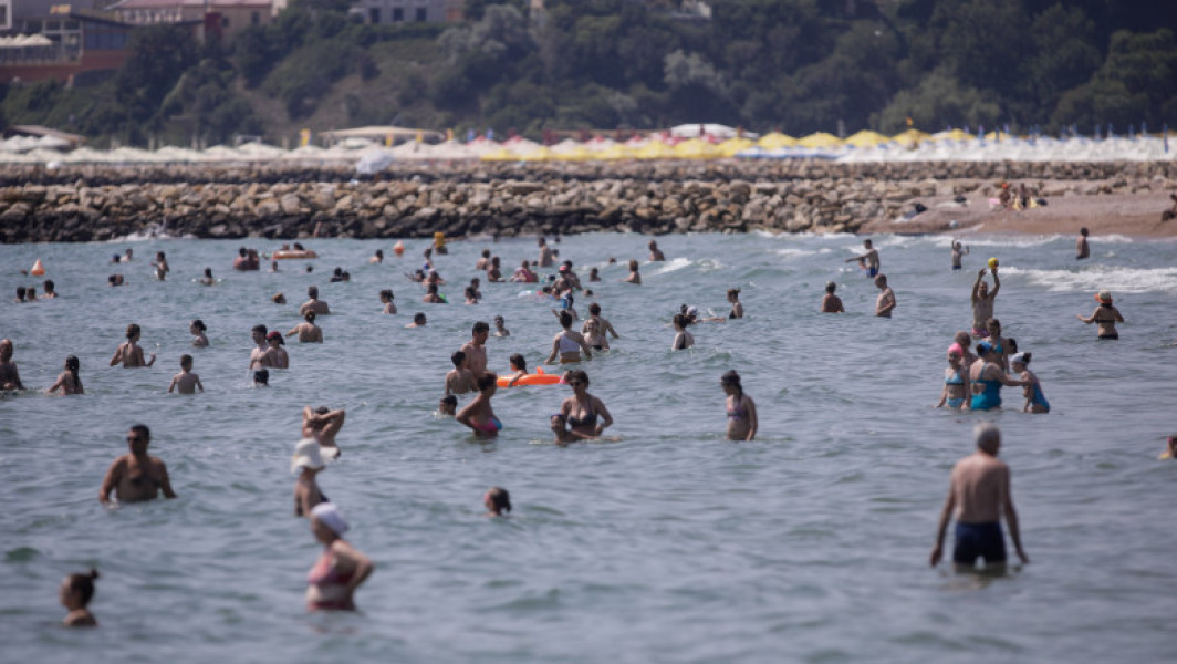Record de turiști pe litoral în vacanța de Rusalii