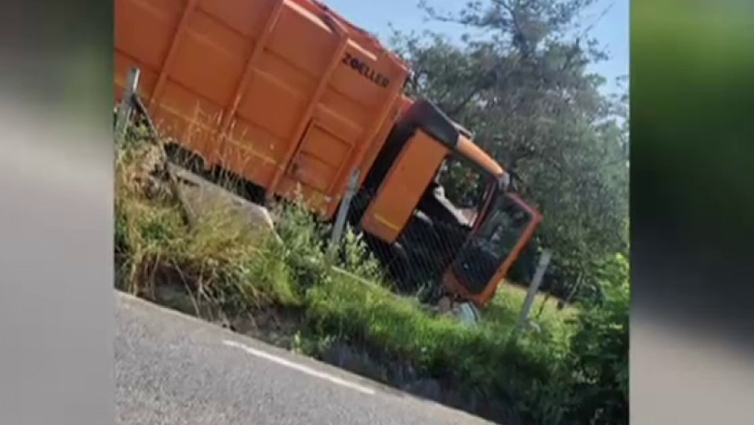 Caz șocant în Maramureș: șoferul unui autocamion a sărit din vehicul și a murit