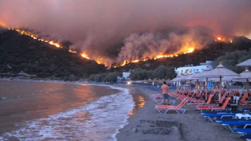 MAE avertizează românii despre temperaturi extreme și risc crescut de incendii în Grecia