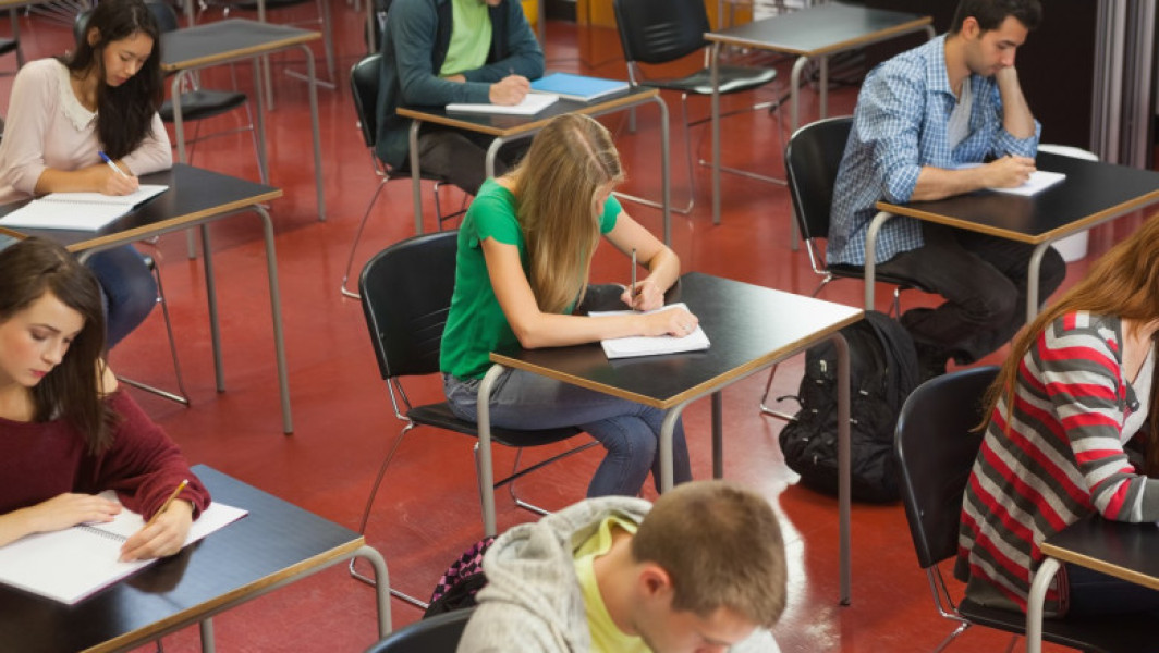 Elevii de clasa a XII-a susțin a doua probă a Bacalaureatului 2024