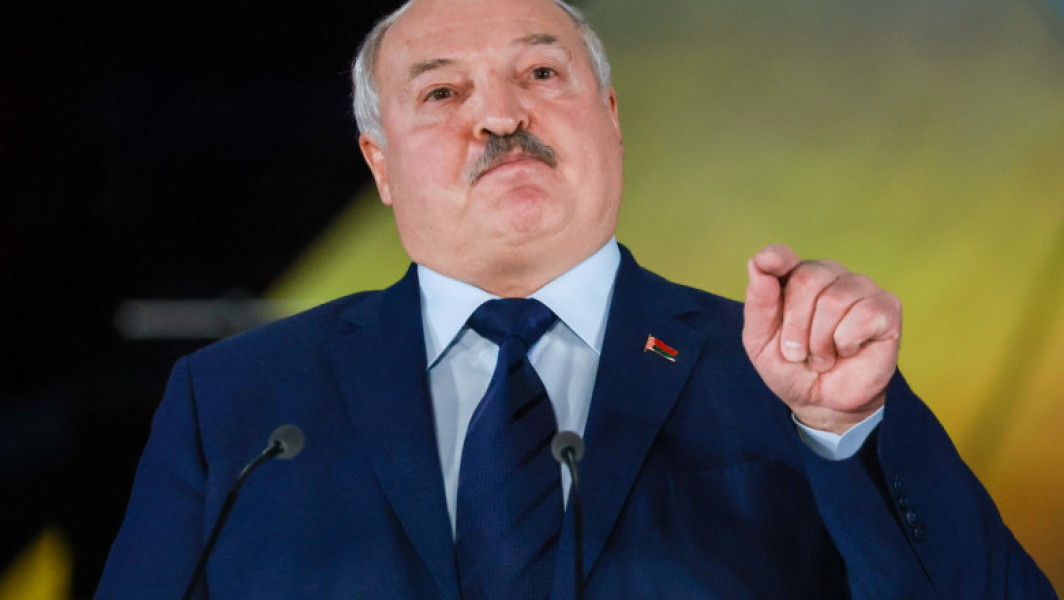 Președintele Belarusului Aleksandr Lukașenko promite grațierea deținuților politici grav bolnavi
