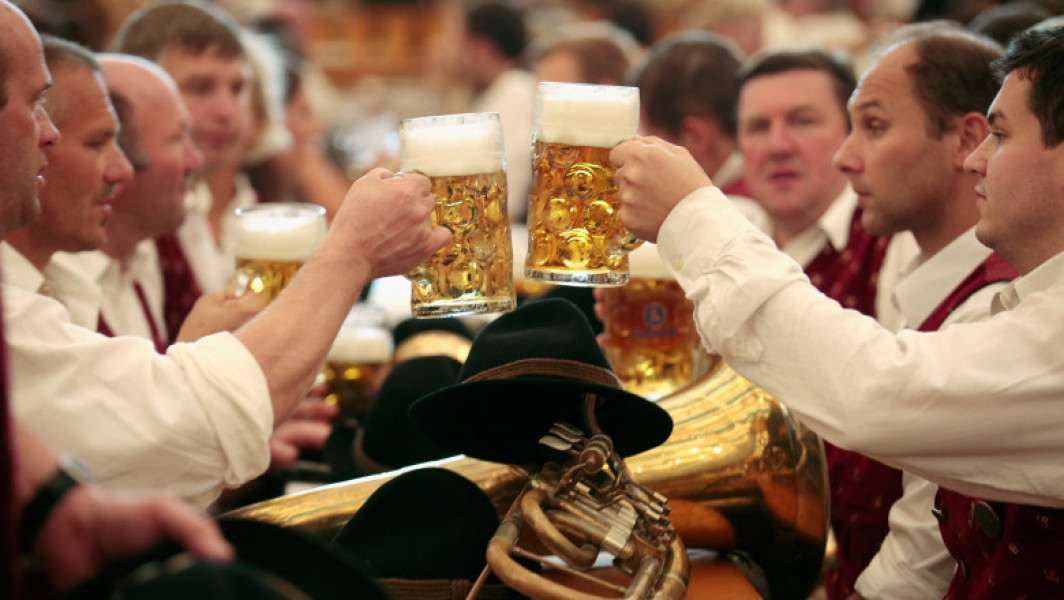 Prețul berii la Oktoberfest din Germania crește în 2023