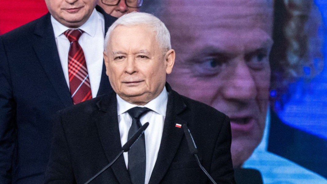 Jaroslaw Kaczynski critică premierul Donald Tusk pentru concesii făcute Germaniei